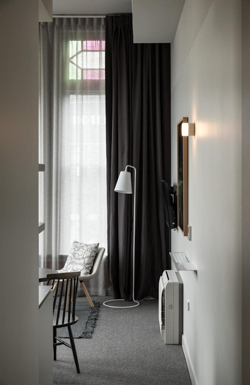 Hotel The Chamberson Dunedin Exterior foto Wall light