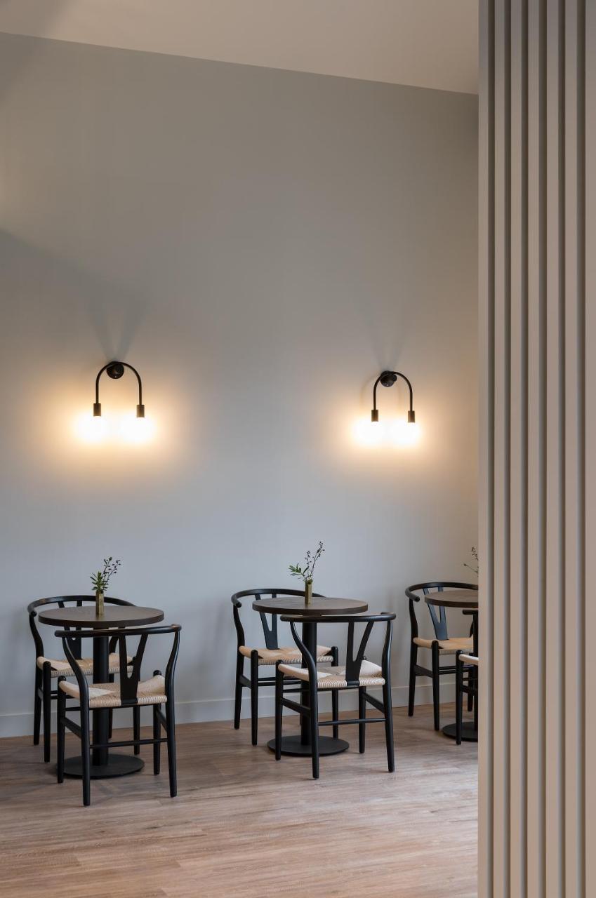 Hotel The Chamberson Dunedin Exterior foto Wall lights